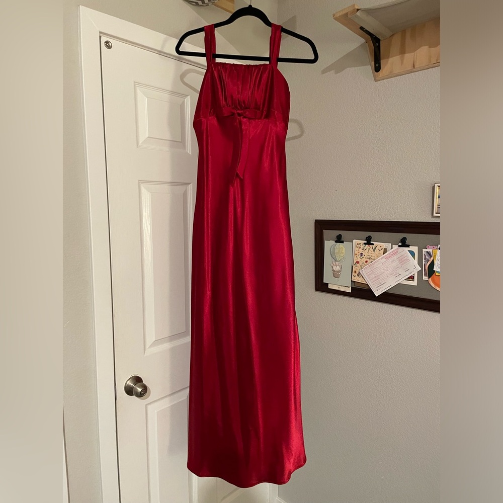 Elegant Red Evening Gown